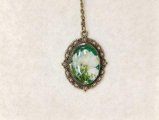 Poeny necklace